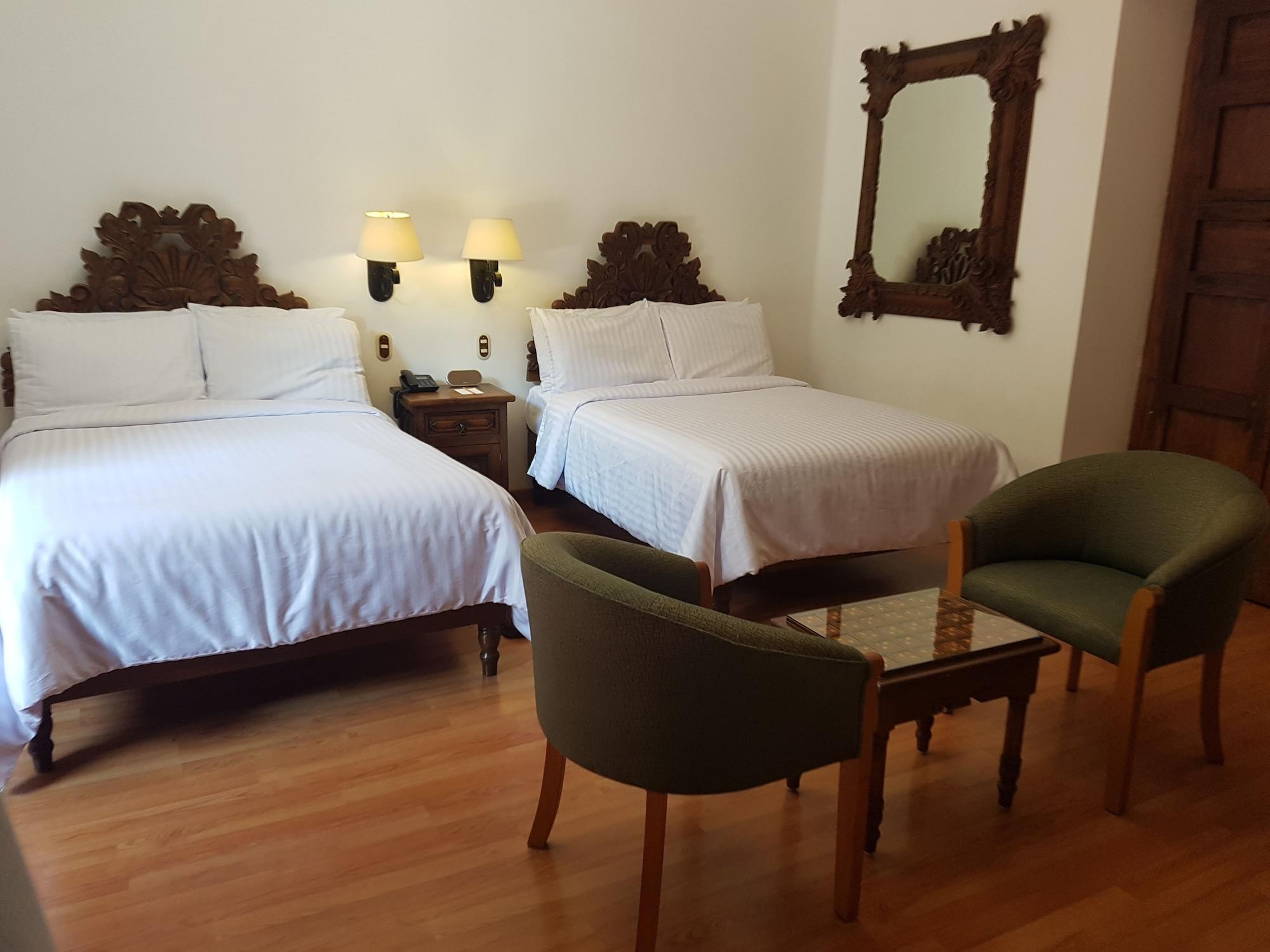 Hotel Mi Solar Centro Uruapan  Bagian luar foto