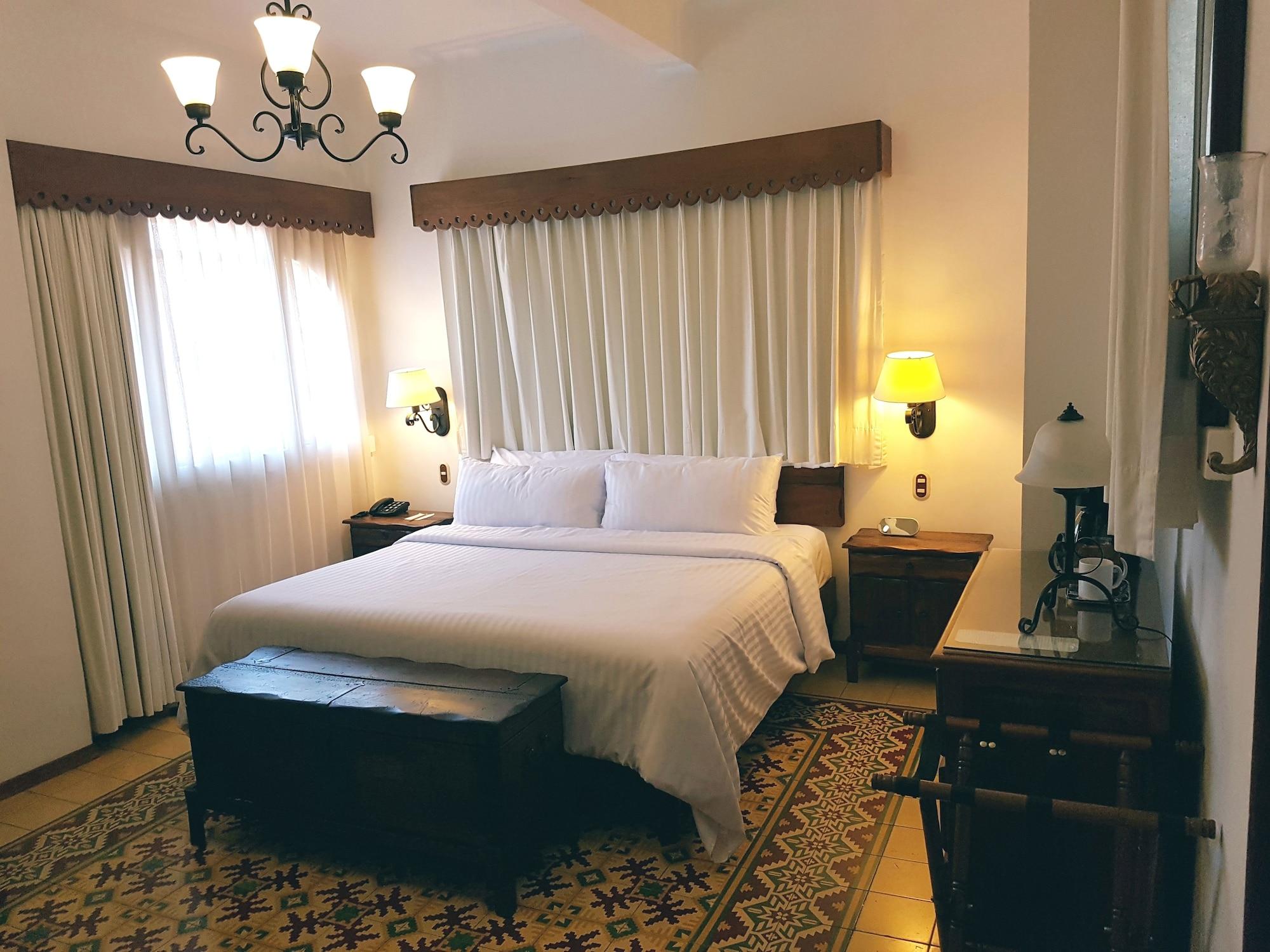Hotel Mi Solar Centro Uruapan  Bagian luar foto