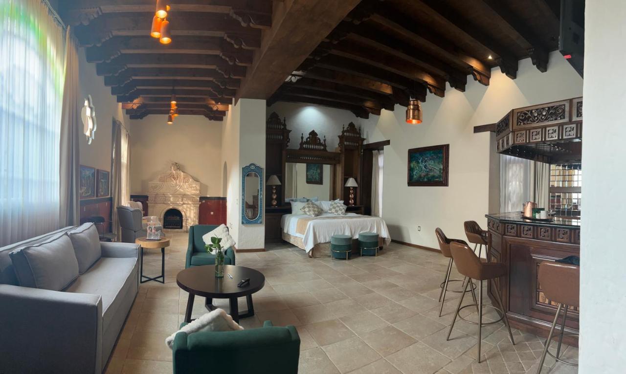 Hotel Mi Solar Centro Uruapan  Bagian luar foto