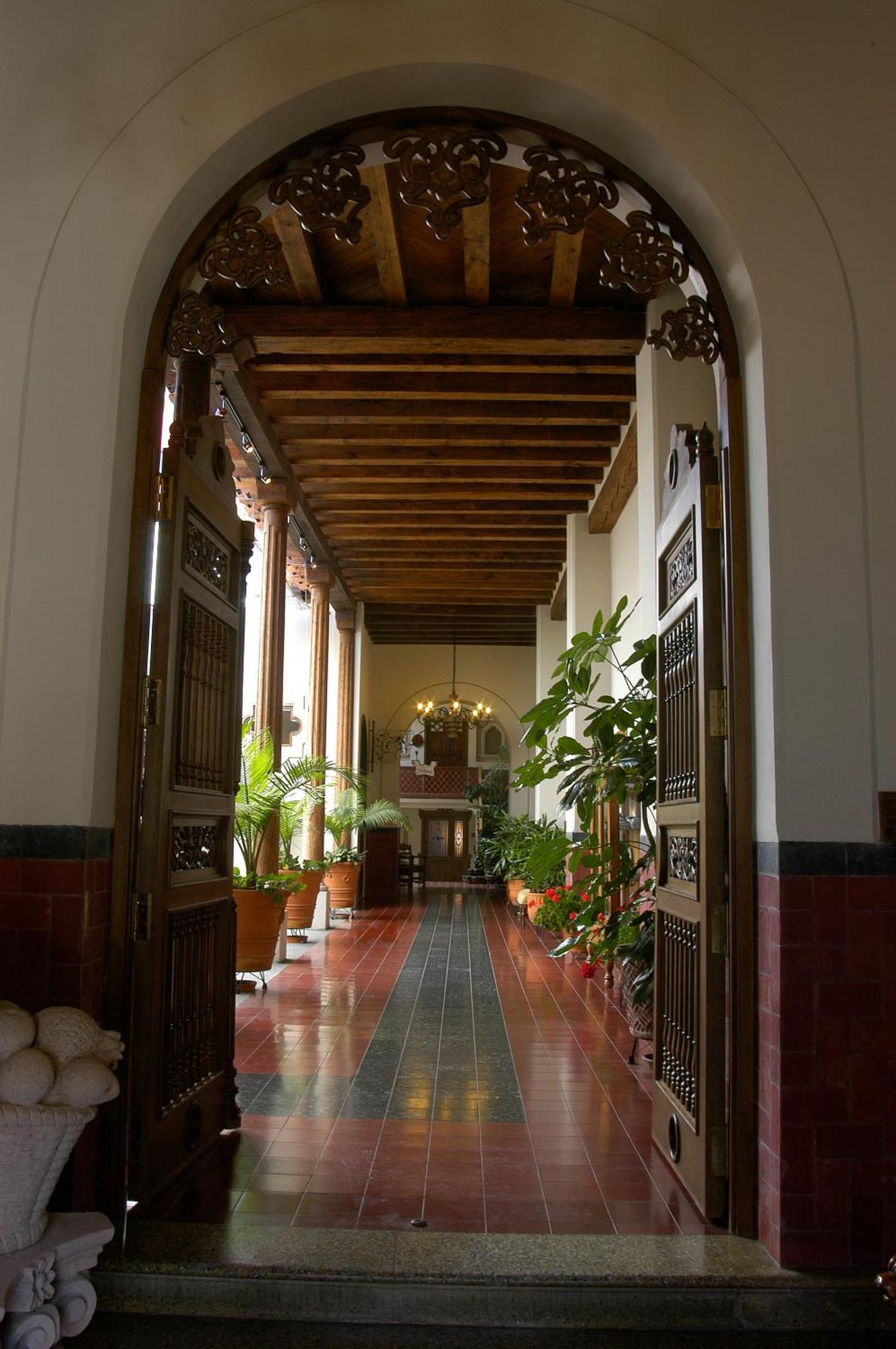 Hotel Mi Solar Centro Uruapan  Bagian luar foto