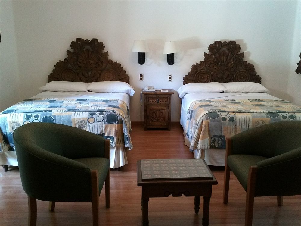 Hotel Mi Solar Centro Uruapan  Bagian luar foto