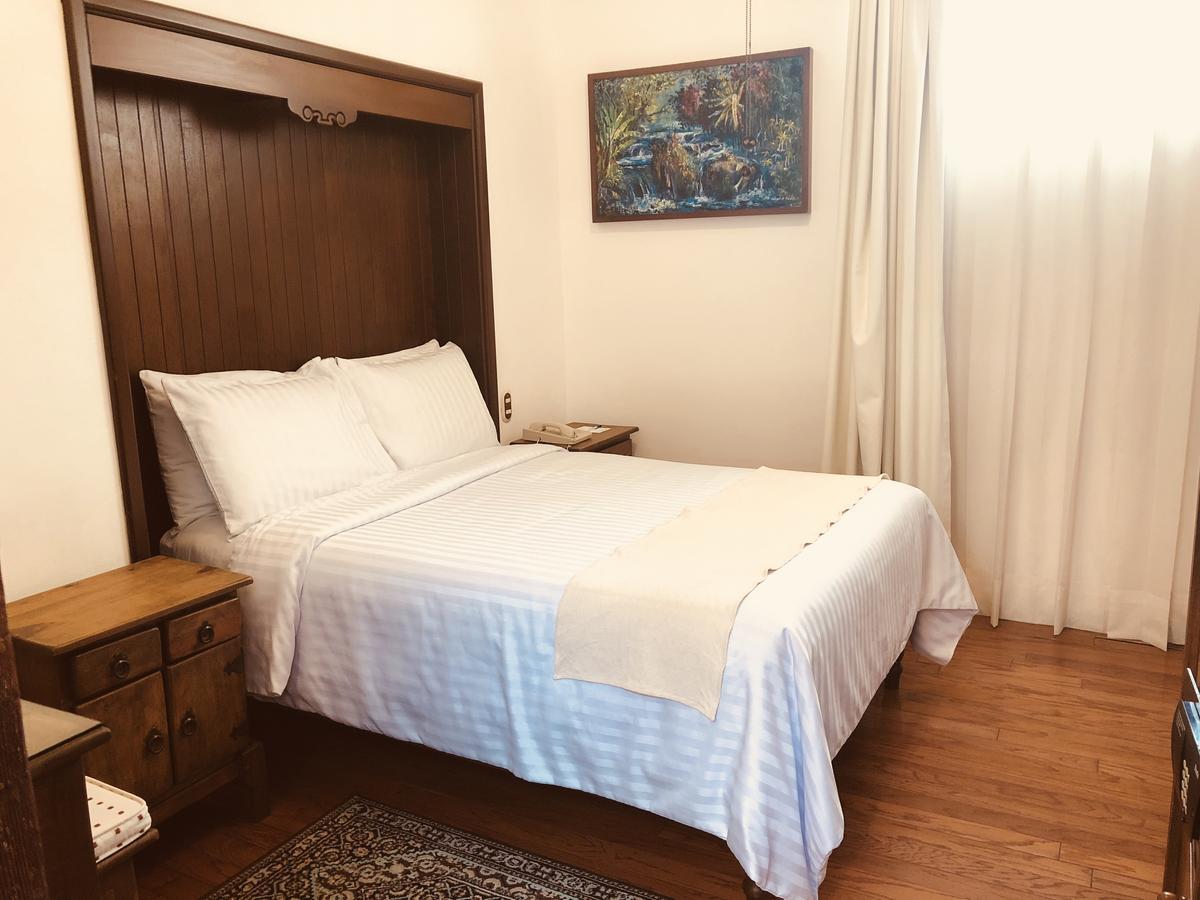 Hotel Mi Solar Centro Uruapan  Bagian luar foto