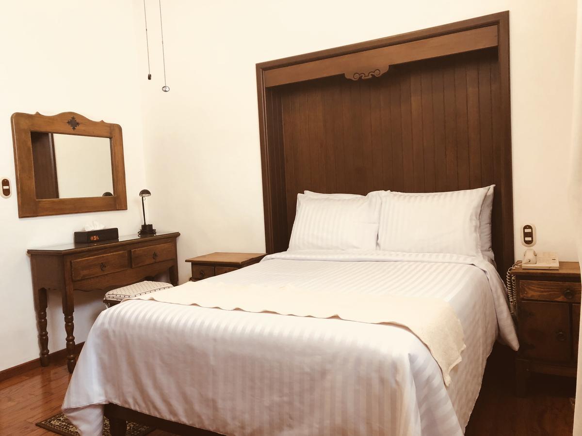 Hotel Mi Solar Centro Uruapan  Bagian luar foto